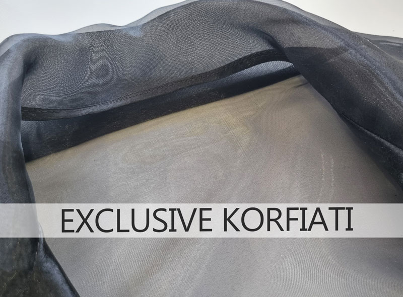 Изнаночная сторона горловины спинки с окантованным припуском Изнаночная сторона горловины спинки с окантованным припуском фото